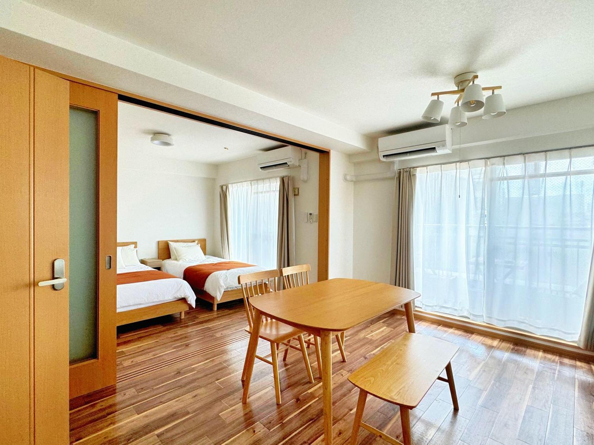 クリスタルコート難波 Apartment Osaka Exterior photo